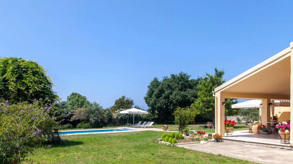 villa-gaia-halikouna-garden-pool-1-roula-rouva-corfu-real-estate