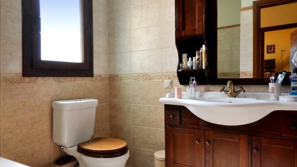 bathroom-roula-rouva-corfu-real-estate