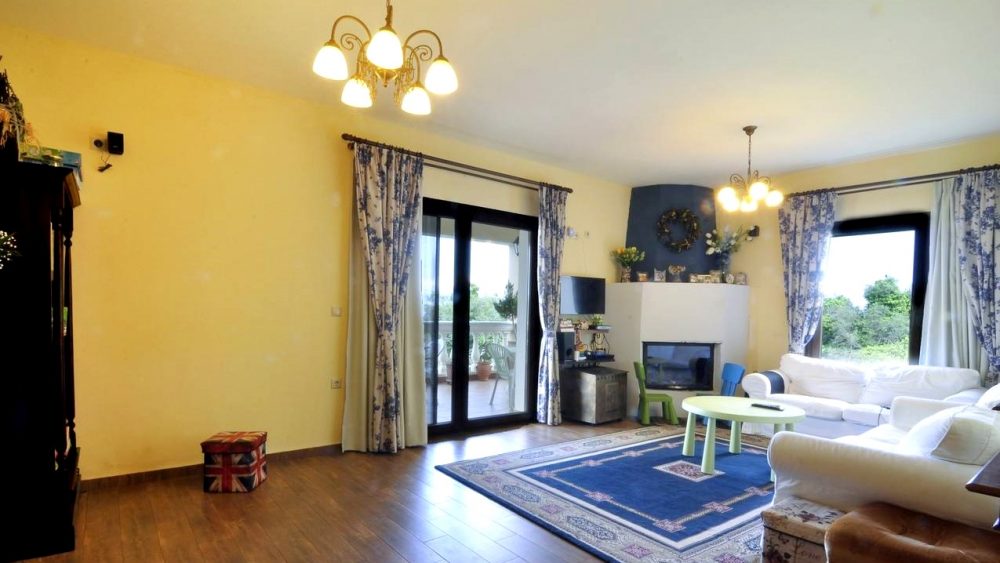 living-room-2-roula-rouva-corfu-real-estate