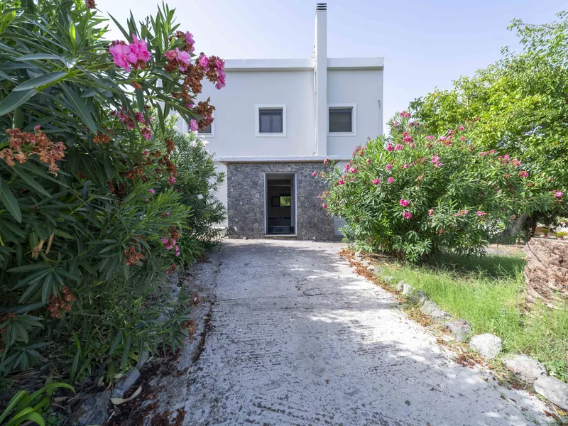Elegant Family Residence in Triklino, Corfu (RR7405)
