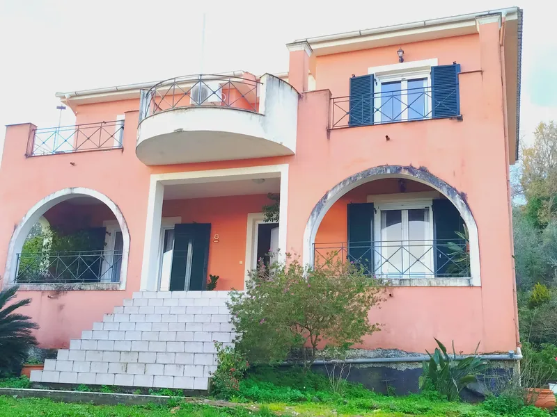 Spacious Detached House with Sea Views in Viros, Central Corfu (RR7302)